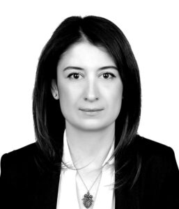 Dr. Öğr. Üyesi Zeynep Parlak ÖZER